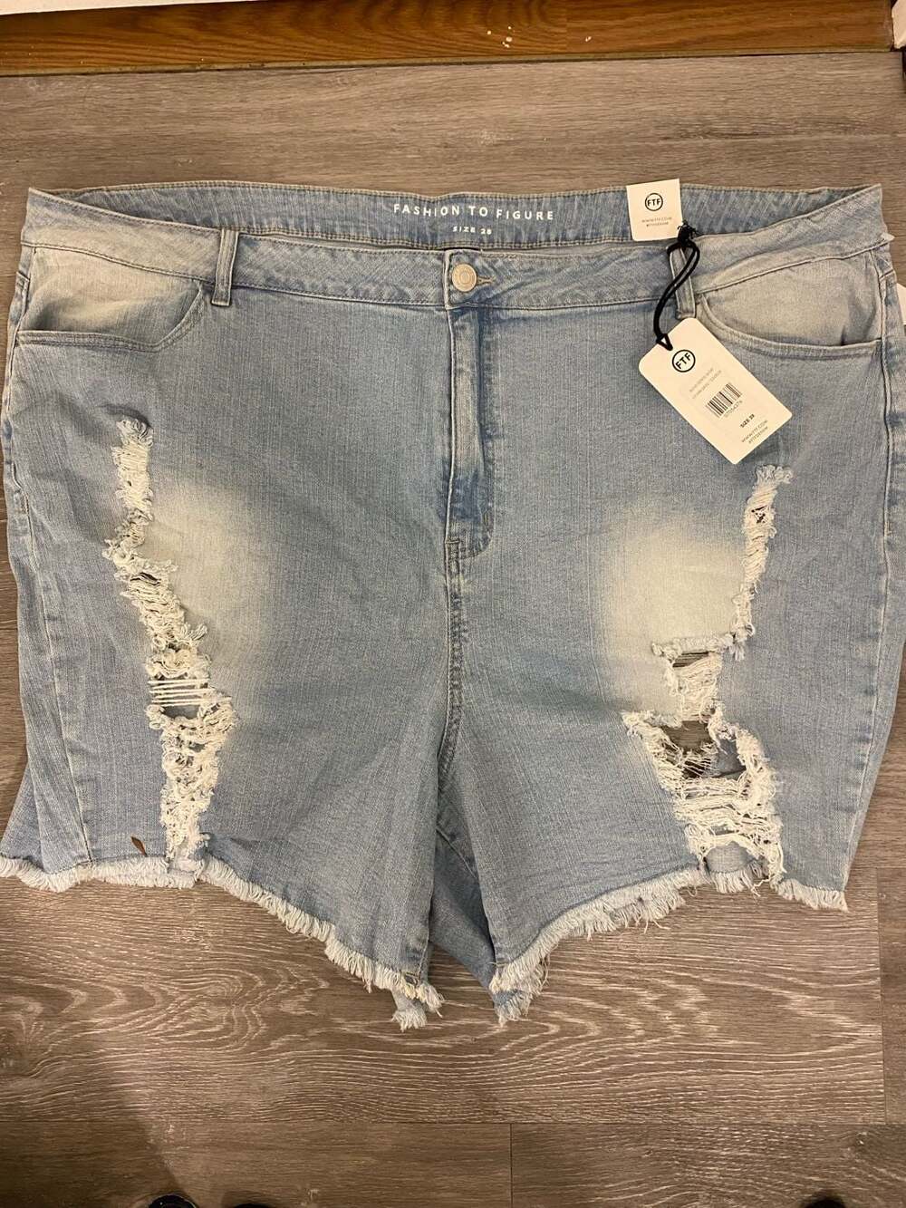 Fashion To Figure Bleached Distressed Denim Shorts Size 28